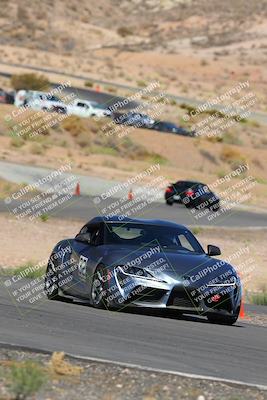 media/Oct-01-2022-Team Topak Racing (Sat) [[f860fb51be]]/2-Inter Low 2/session 2 turn 11/